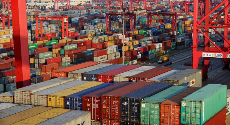 Kasım ayında ihracat yüzde 33,7 arttı