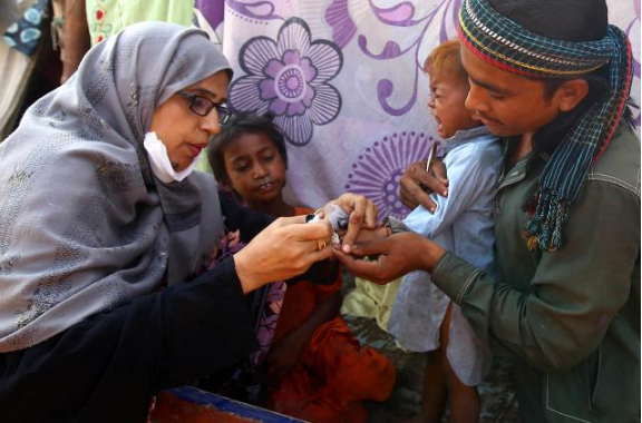 Pakistan'da Çocuk Felci Aşı Kampanyası Düzenlendi